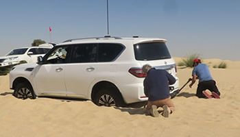 Desert recovery champion course - advanced 4x4 stuck recovery training Dubai